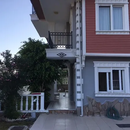 Zehra Alanya